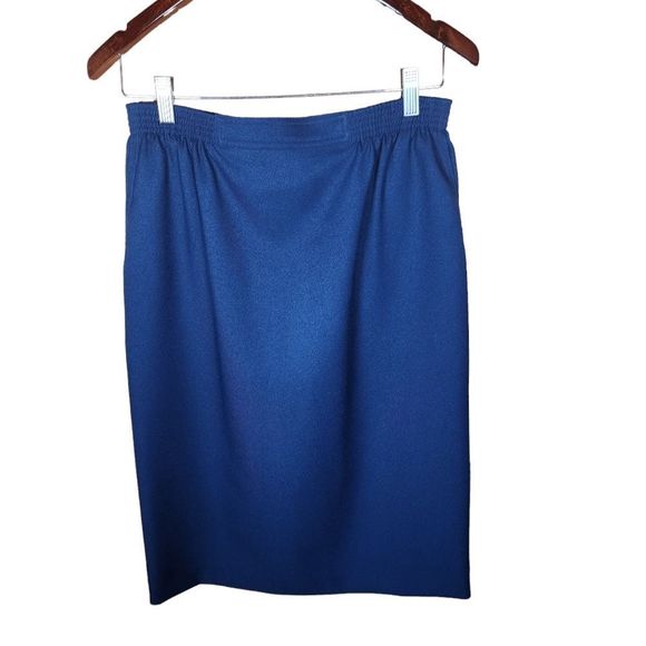 Alfred Dunner Navy Blue Midi Skirt w/ Pockets Women's Size 10 New - Picture 6 of 9